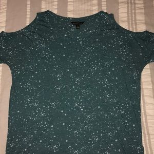 Rock & Republic Cold Shoulder Tee